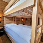 度假居 Cornelia 1 Ski-in-out Stunning Views & Sleeps 8 *