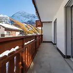 Feriehus Cornelia 1 Ski-in-out Stunning Views & Sleeps 8 *
